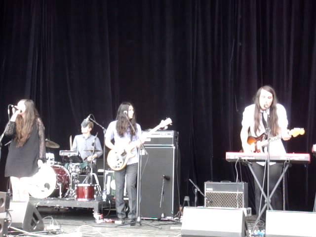 Cults - Bumper(laneway 2012)