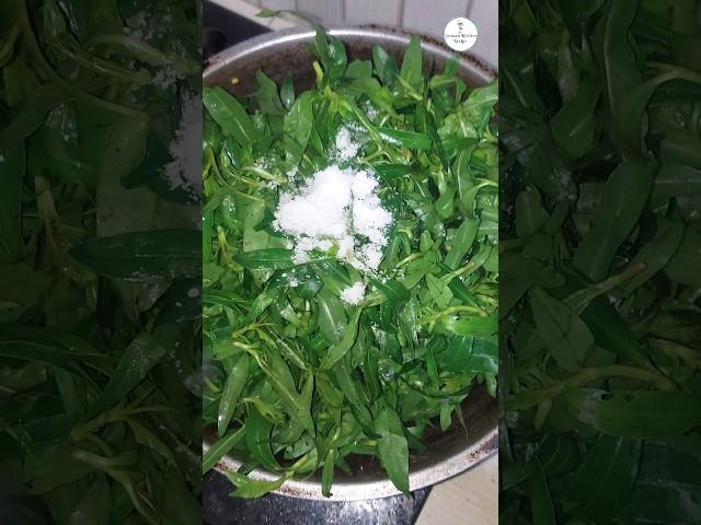 Sechi Shak Vaji#helencha spinach recipe #senti #shak #bangali #sechi #food #shorts
