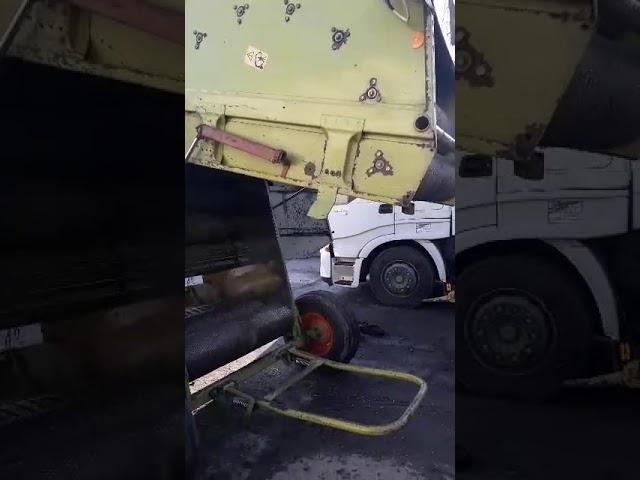 Пресс-подборщик Claas Rollant 46