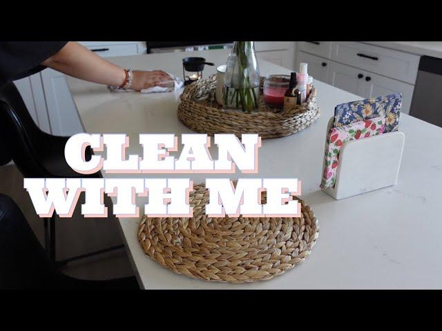 CLEAN WITH ME// DISHES PILED HIGH