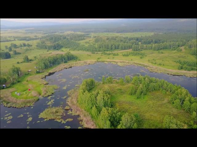 Озеро Ворожеич (Карагайкуль)с высоты.Южный Урал .дрон DJI Mavic Pro