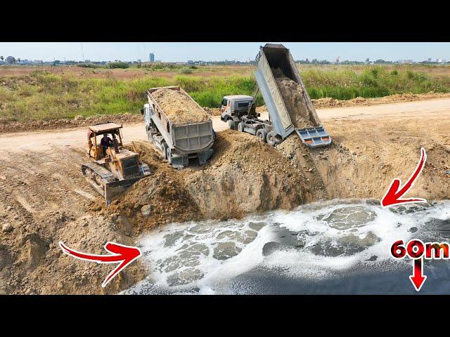 Wow!!Excellent Work! Expert Operator Heavy Komatsu D53P Bulldozers Pushing Dirt In Deep Water