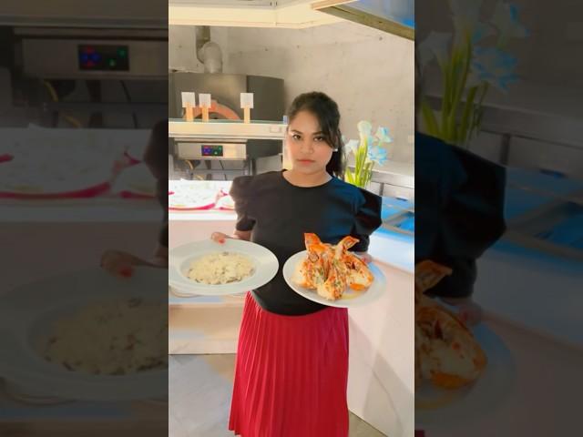 Khaibar pari na, mukhe ar ruchi nai #bangladesh#santadomingo #yummyfoodreels