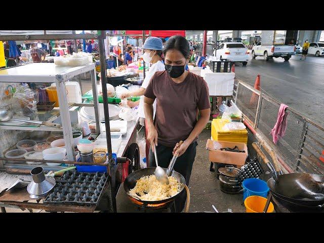 Powerful fried rice master chef in Bangkok | thai street food