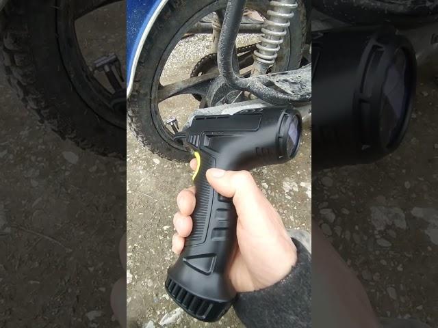 Маленький аккумуляторный компрессор