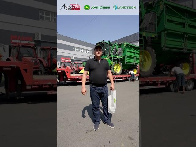 Yana bir Mijomizimga John Deere 9970 kombayni Farg'ona viloyatiga  yetkazib berilmoqda.