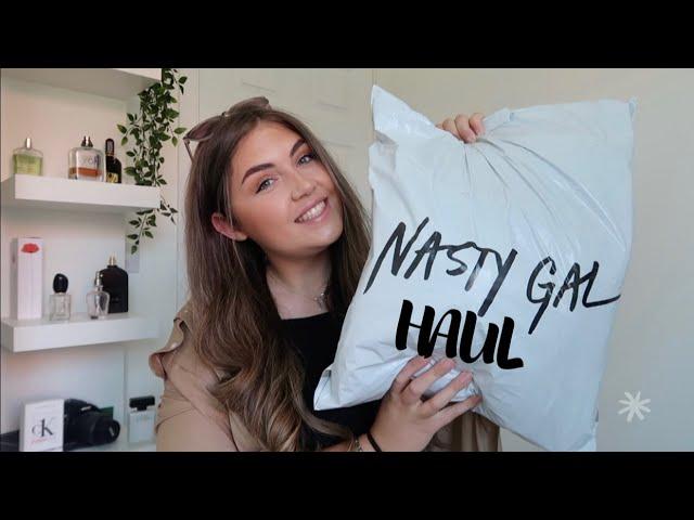 NASTY GAL HAUL | LOUISE WINTERS