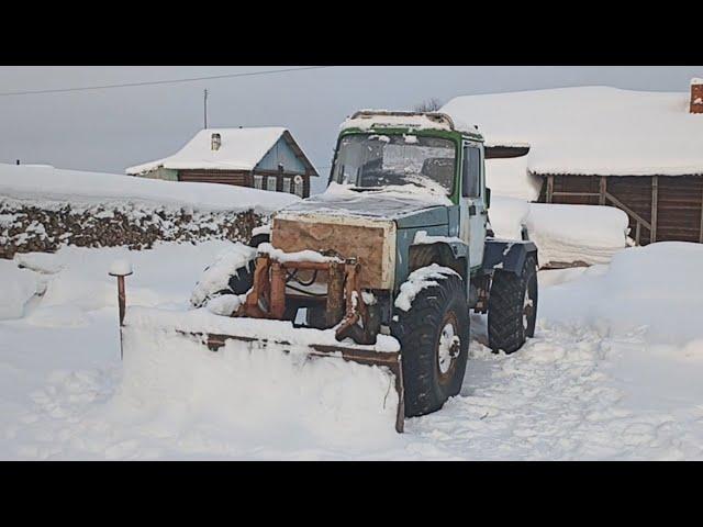 В гостях у Пети ч-3. Самодельный трактор "Боливар".