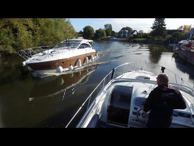 Boating on the Non-Tidal River Thames