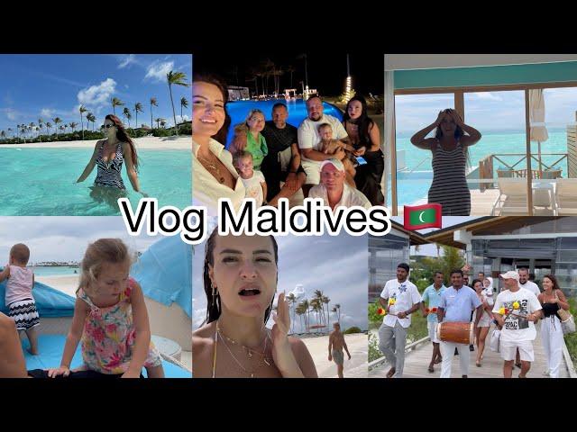 Pushimet ne Maldives //Cfare ndodh me peshkaqenet //Na vodhen valixhet //Vlog//Dezi Lami