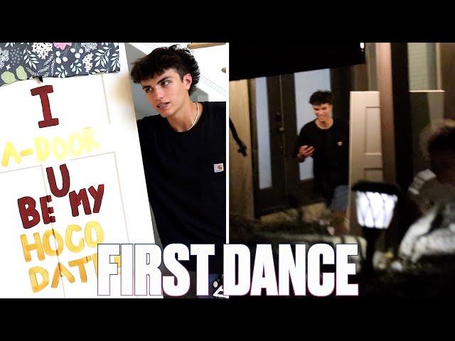 16-YEAR-OLD ASKS TO HIS FIRST HIGH SCHOOL HOMECOMING DANCE IN THE MOST A-DOOR-ABLE WAY | FIRST DANCE