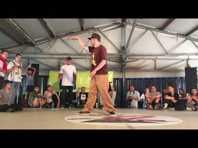 Ruslan Twist (GFF Comunity / Russia) Judge Demo @Ghetto dance battle Latvia