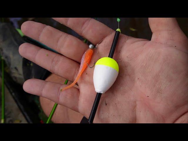 How To Catch CREEK CRAPPIE With JIG & BOBBER!! CRAPPIE Fishing 101