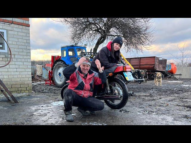 Все буде Україна! Дістали мотоцикла з мотлоху, шість років простояв, миємо та пробуємо заводить...