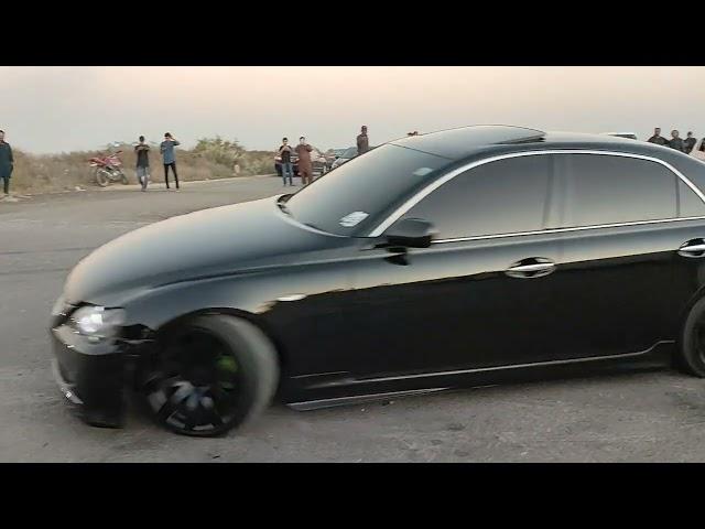 Toyota Mark X Drifting at karachi track | Pakistan Modified Cars