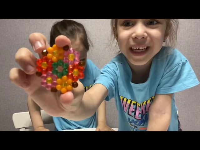 Аквабитс набор Студия новичка. Обзор от Евы и Майи / Aquabeads Beginner Studio Set. Review