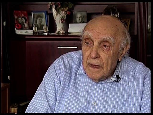 Телекомпания НТВ сняла моего папу в Берлине в 2010 году. Папа умер в Берлине в 2011 году.