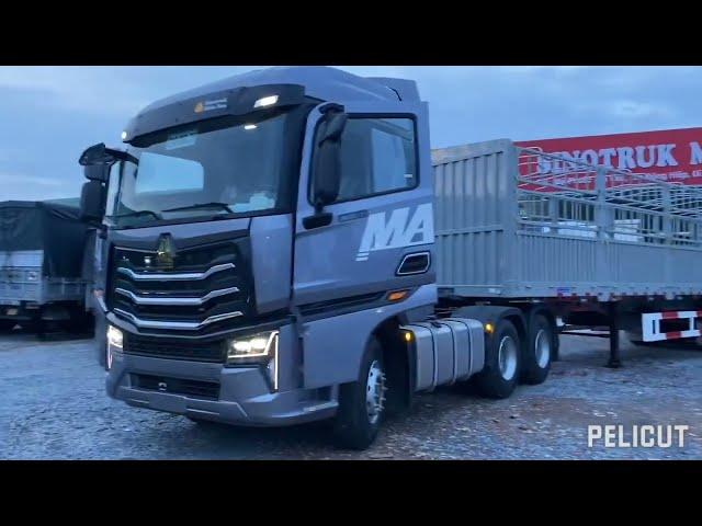 Sinotruk Howo MAX 440hp 10-wheeler Tractor Head walkaround