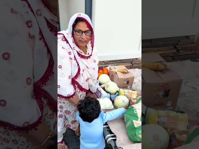 Maa g k lieye fresh vegetables and fruits #mamayanda #wicky #mahermaddy #family #shorts #cheemavlogs