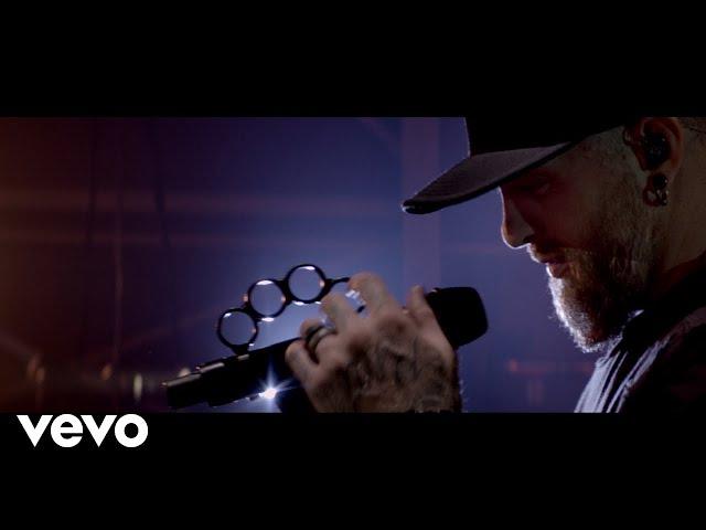 Brantley Gilbert - Fire't Up (Official Music Video)