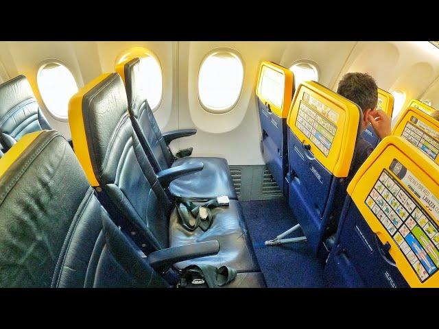 Ryanair Economy Class | FR9257 Bucharest to Malta - Boeing 737-800