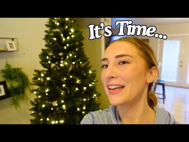 VLOG: Putting up My Christma TreeLaundry, Doing My Nails, Trying new Food