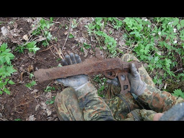 We found the machine gun almost on the surface, searching ww2 relics