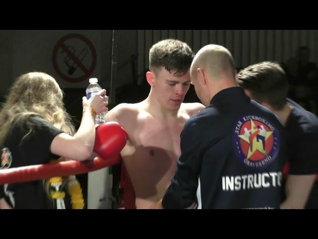 Cyclone 4 FIGHT 16 OWEN EVANS V TONY DODDS