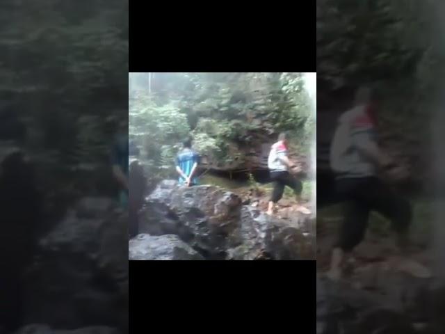 Sampai Juga Di Air Terjun Bukit Maras Nya