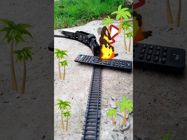 TV Remort control hit that the Express Train 🫣 #train #railtrack #expresstrain
