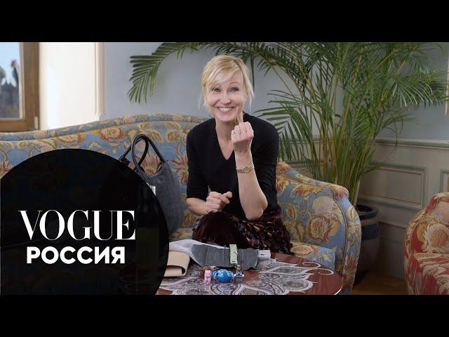 Что в сумке у актрисы Ингеборги Дапкунайте? | Vogue Россия