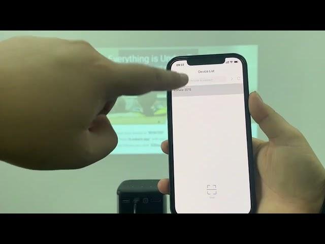 How to use your phone as a projector remote control？