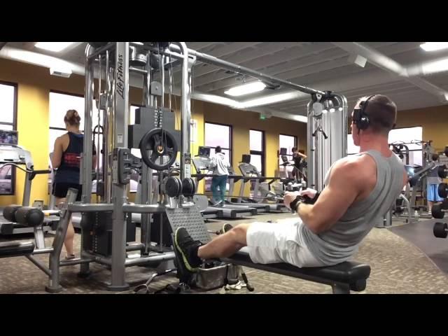 Cable rows for them uptight hoes. By oppermanfitness/#gains