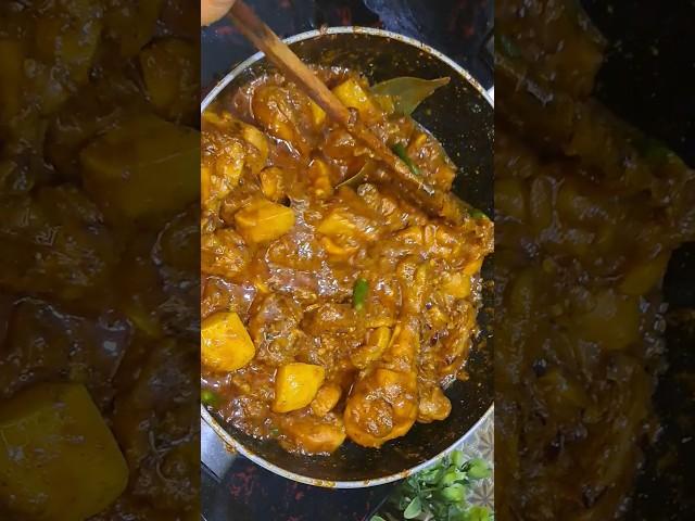 kolkata style chicken korma recipe.#shortsvideo #youtube #hindi #mkr