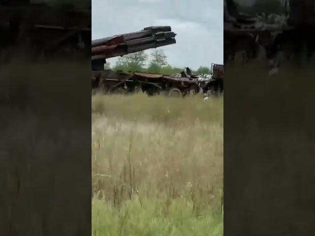 Russian Army lost a 9A52(-2) launch vehicle of 9K58-series Smerch 300mm MRLS in vicinity of Izium