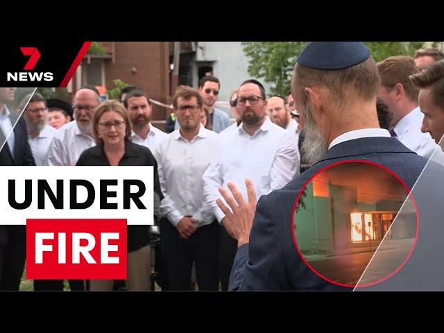 Synagogue's torched in Melbourne’s Jewish heartland | 7NEWS