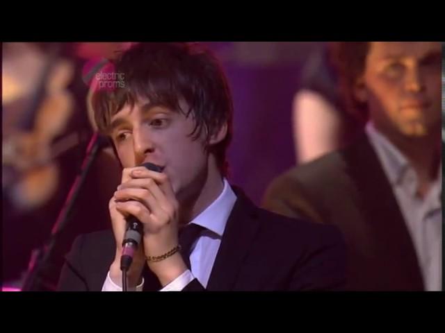 The Last Shadow Puppets - Memories (Leonard Cohen) (BBC Electric Proms 2008)