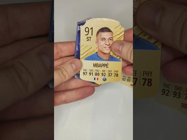 EA Sports FC pack opening 