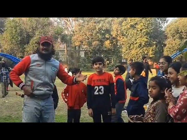 Lahore Race corss jilani park, work out +Fun fair. voice of pakistan public gathering.