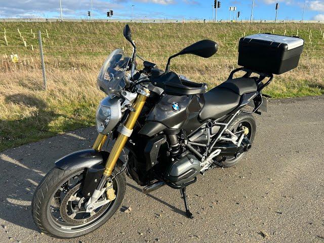 Review and test ride of the BMW R1200R