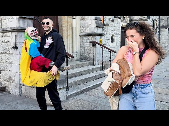 Scariest Clown  Jumps on People Halloween Prank