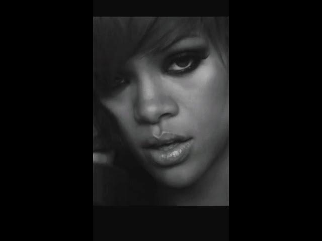 LYRITUNEZZZ / LOVE THE WAY YOU LIE / FT. RIHANNA / EMINEM / VEVO