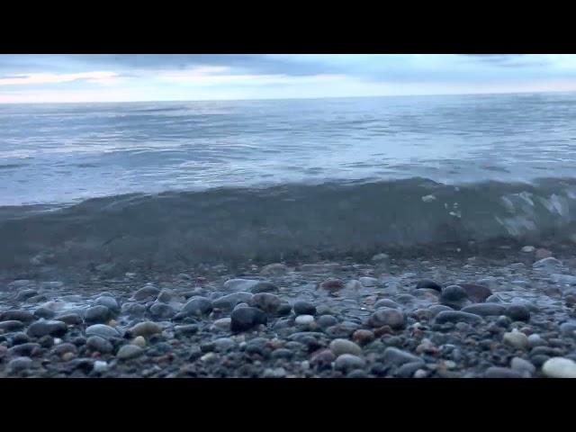 Om Dhwani- Mahendra Kappor with  Natural sound of water waves, Ontario lake 