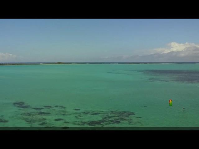 Kitefoil devant le Babaomby Island Lodge avec Pierre-Jo Durand !