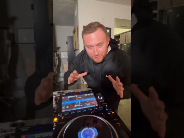 CDJ2000 vs. CDJ3000