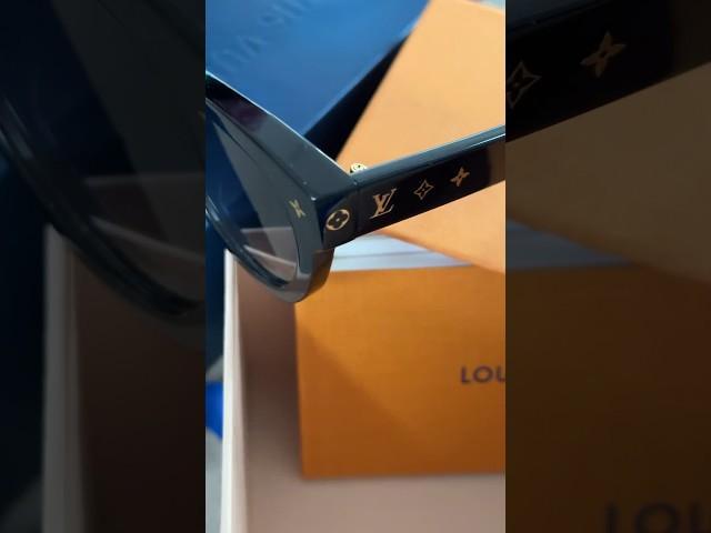 Unboxing Louis Vuitton sunglasses, LV luxury shopping #louisvuitton #luxuryshopping #unboxing #short