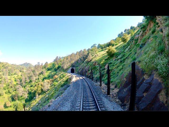 TRAIN CAB RIDE OVER TEHACHAPI (4K)