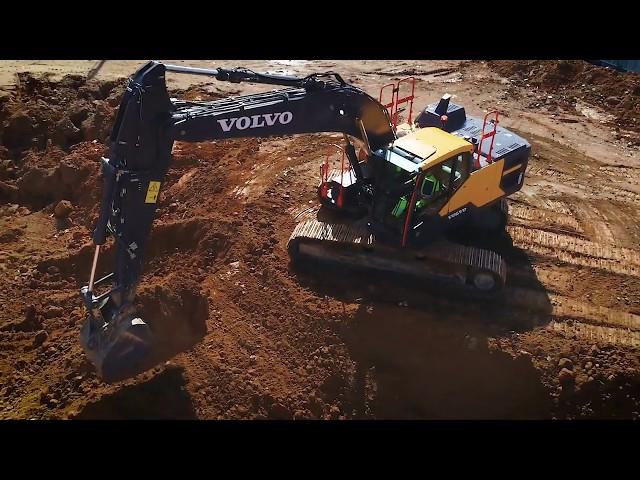 Discover the new Volvo EC200E crawler excavator