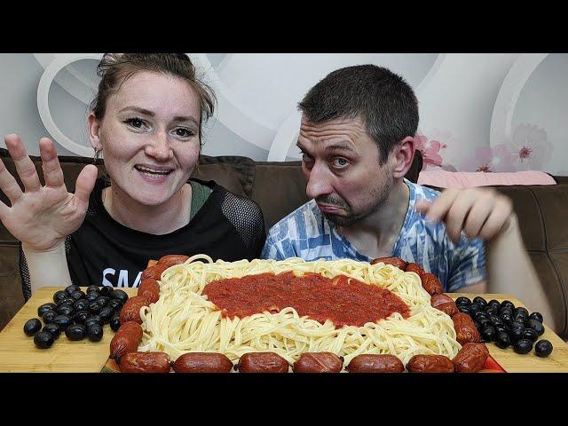 МУКБАНГ ИТАЛЬЯНСКИЕ СПАГЕТТИ С ОХОТНИЧЬМИ КОЛБАСКАМИ MUKBANG ITALIAN SPAGHETTI WITH HUNTING SAUSAGES