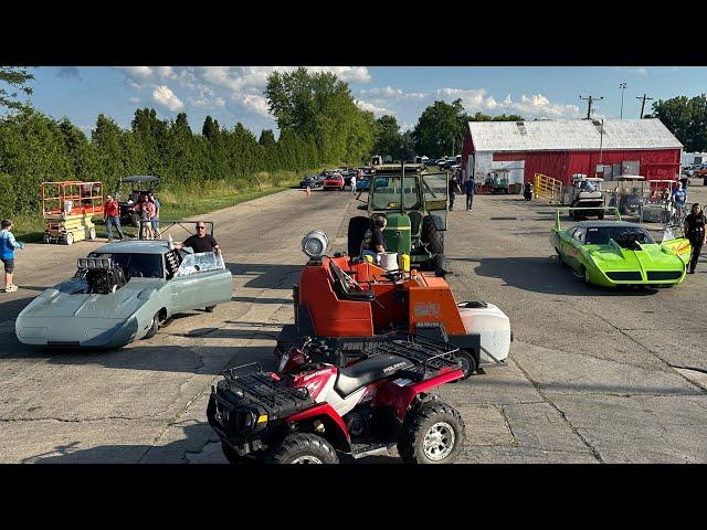 Superbird vs Charger Daytona!